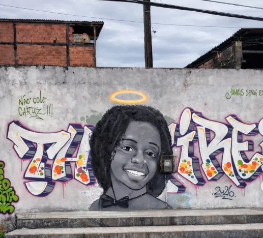 Caso Thamiris: adolescente é homenageada com pintura em muro de escola