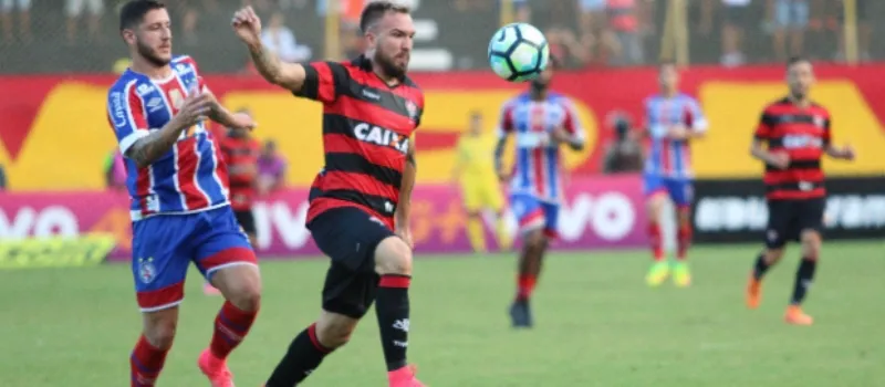 EMPATARAM: Vitória pressiona, mas esbarra em Jean e jogo termina sem gols no Barradão