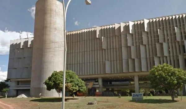 Circuito Fechado: Polícia Federal realiza operação para apurar desvio de R$ 40,5 milhões no DNIT 