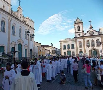 Procissão de Corpus Christi gera alterações no tráfego na manhã de hoje