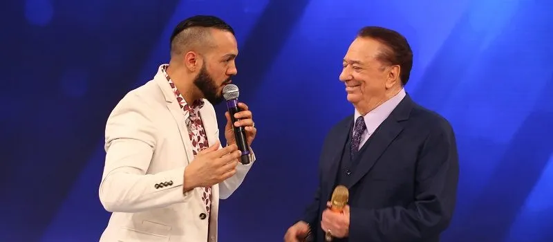 Belo é o convidado do Programa Raul Gil deste sábado