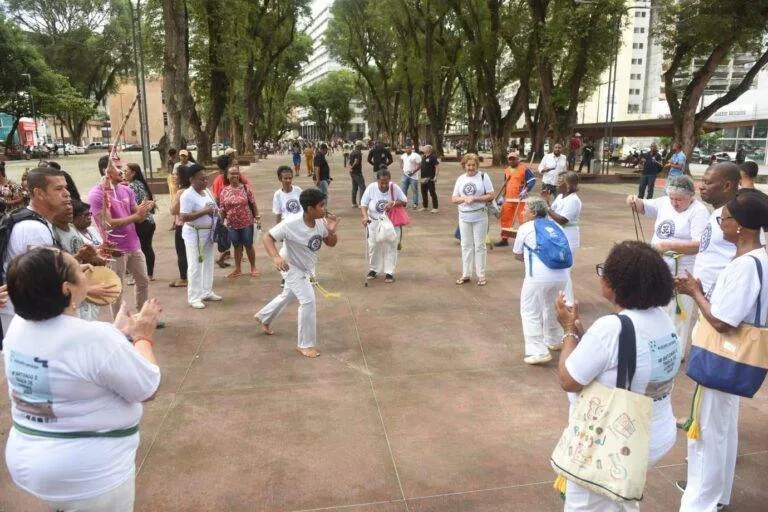 Salvador sedia encontro de capoeiristas octogenários do Brasil e do mundo