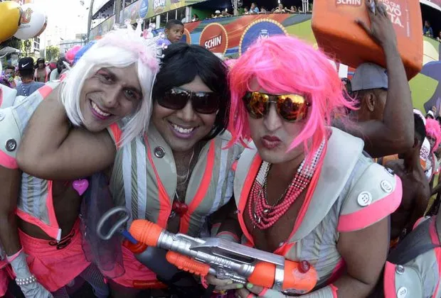 MUQUIRANAS: Bloco divulga tema para fantasia do Carnaval 2017; saiba qual