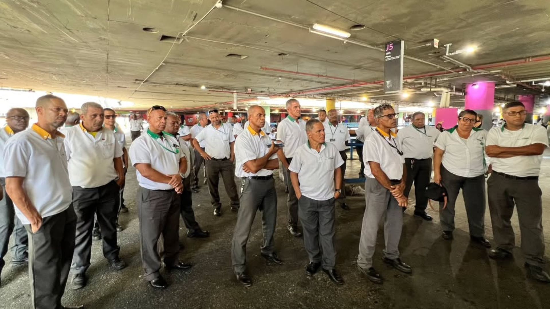 Paralisa&ccedil;&atilde;o no Terminal da Lapa, em Salvador. Foto: @sindicatorodoviarios