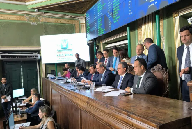 Câmara de Salvador aprova PPA 2026–2029 e orçamento de 2026