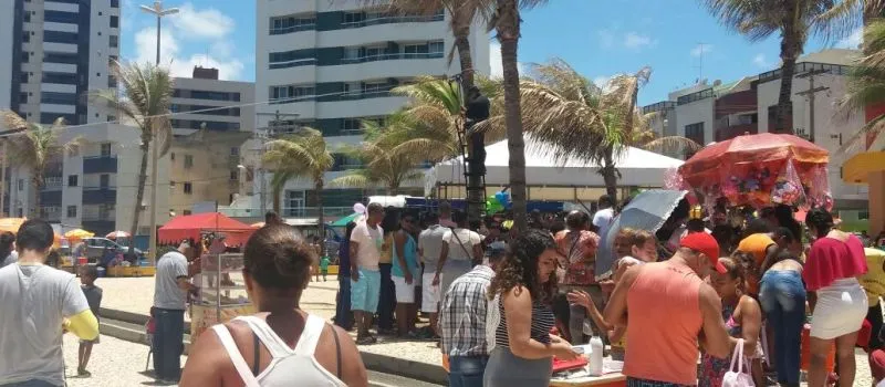 CLUBE DA ALEGRIA ESPECIAL: Tirolesa montada no Parque Costa Azul faz sucesso entre as crianças