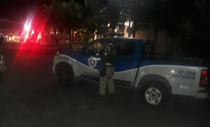 Turista é esfaqueada durante assalto em Stella Maris