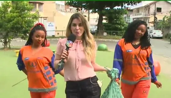 Quem são as garis de Salvador que viralizaram nas redes sociais ao imitar desfile com bolsas caras? Conheça  