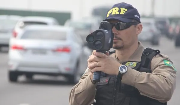 Radares móveis devem voltar a funcionar nas estradas nesta segunda-feira