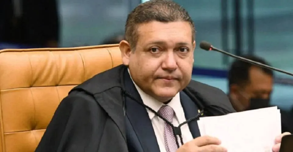 Ministro Nunes Marques ia viajar em jato de Gusttavo Lima com empresário foragido