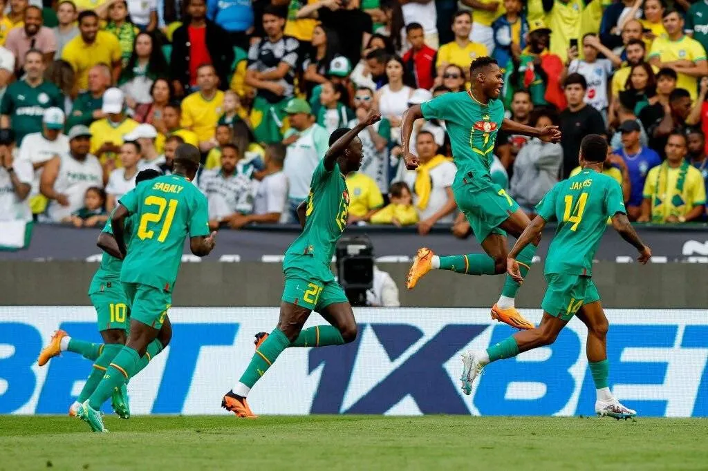 Brasil é goleado por Senegal e Confederação Africana de Futebol tira sarro da Seleção