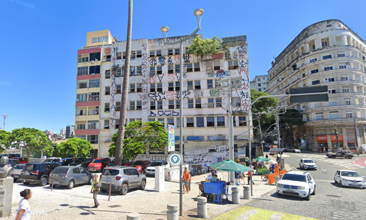 Antiga sede da Embasa no Centro de Salvador vai a leil&atilde;o mira turismo.Foto: Google Street View