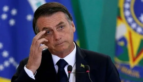 Panelaço contra Bolsonaro é registrado em diversos bairros de Salvador; veja vídeos