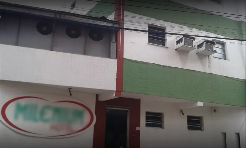 Homem é encontrado morto amarrado com lençois em motel de Salvador