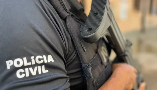 Professor que estuprou a própria aluna tem mandado de prisão cumprido em Santa Luz 