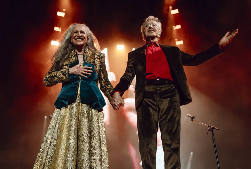  Caetano e Bethânia emocionam fãs ao revelar nova música em show especial no Rio de Janeiro.  /  Foto: Belem@roncca