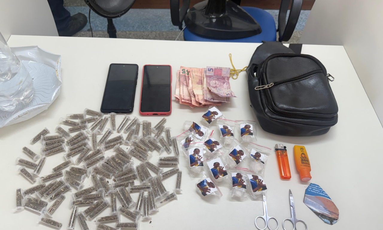 Casal &eacute; preso em flagrante por tr&aacute;fico de drogas em Salvador.Foto: SSP-BA