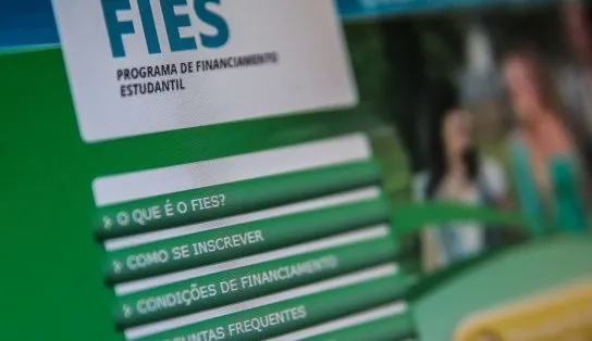 Pré-selecionados pelo Fies têm até esta sexta-feira para complementem a inscrição