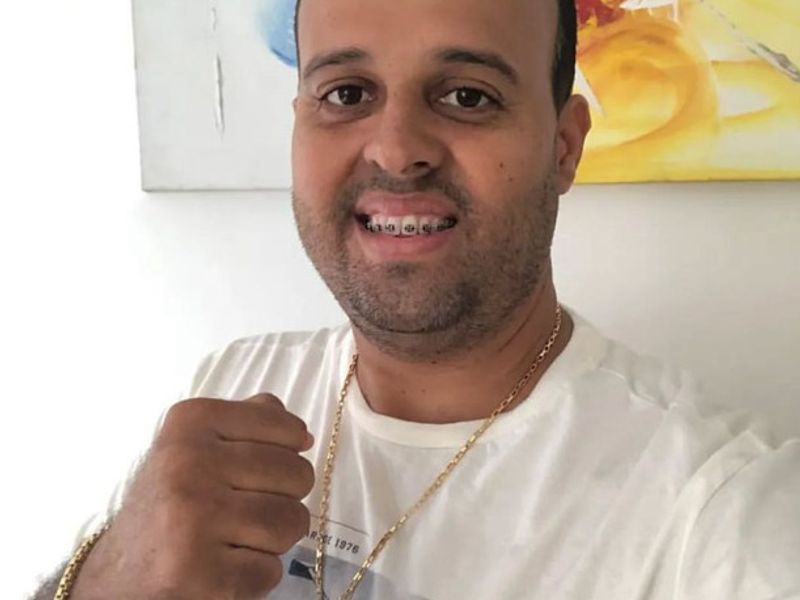 Júlio César, foi morto a tiros na noite de sexta-feira (27), enquanto estava na área de calibragem de pneus/Foto: Redes Sociais 