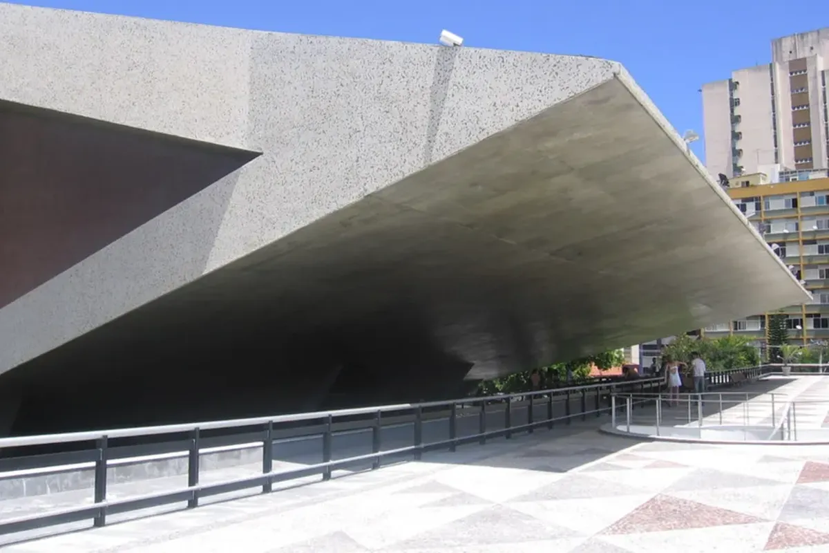 Teatro Castro Alves, Em Salvador