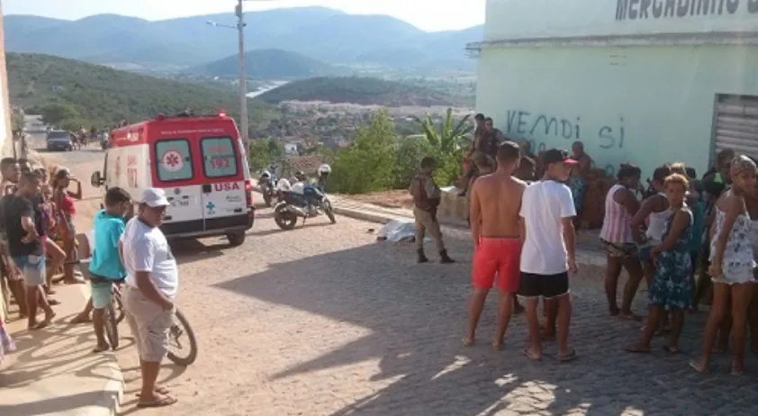 DISFARCE EM JEQUIÉ:  ‘Pastor’ morto a tiros durante obra de igreja era traficante, diz polícia.