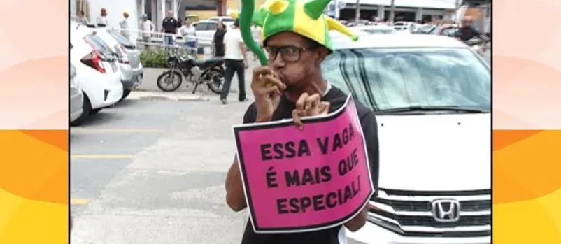AÇÃO CIDADÃ: QVP arma ‘emboscada’ para impedir que motoristas estacionem em vagas de deficiente