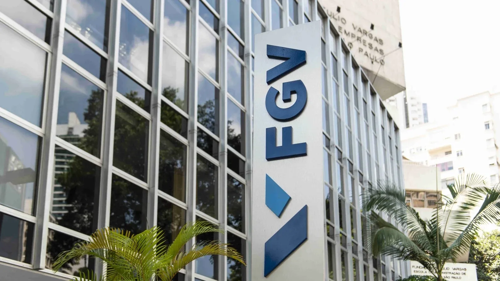 Com dispensa de licitação, Prefeitura contrata FGV para ajudar no PDDU