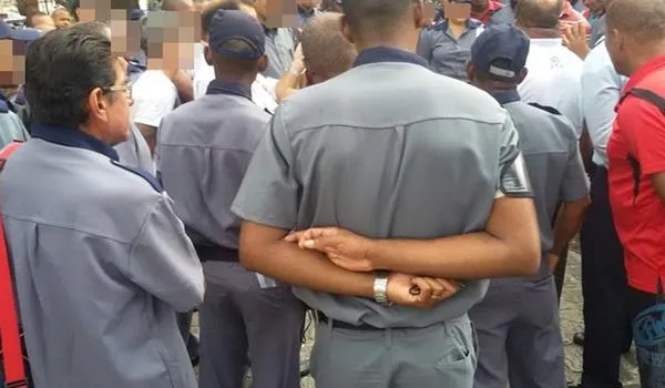 Vigilantes devem entrar em greve na Bahia a partir desta terça e bancos podem não abrir