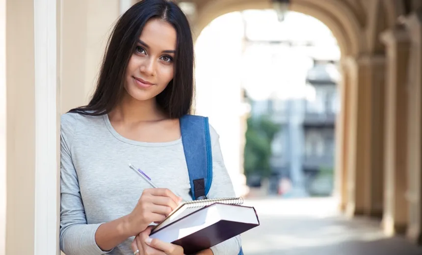 Quer estudar fora? Novas Instituições portuguesas aderem ao Enem