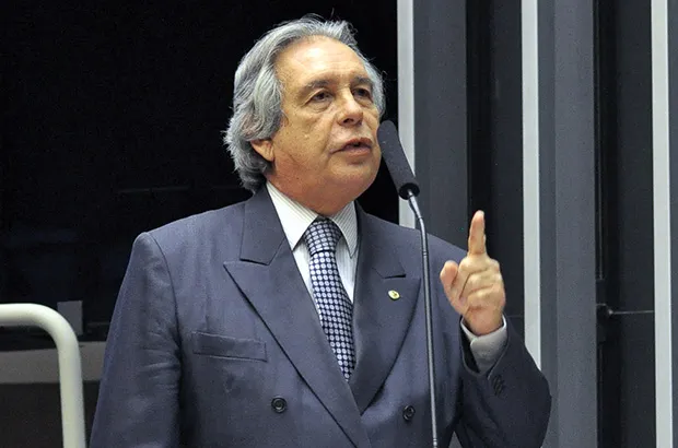 Deputado 'desgraçado': Paulo Magalhães é xingado na Câmara dos Deputados