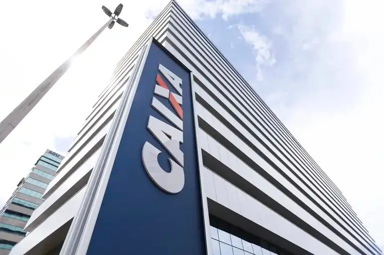 Inscrições para concurso com salário de até R$ 14,9 mil terminam no dia 8