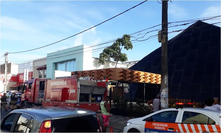 Incêndio em imóvel no Rio Vermelho pode ter começado durante trabalho na cobertura