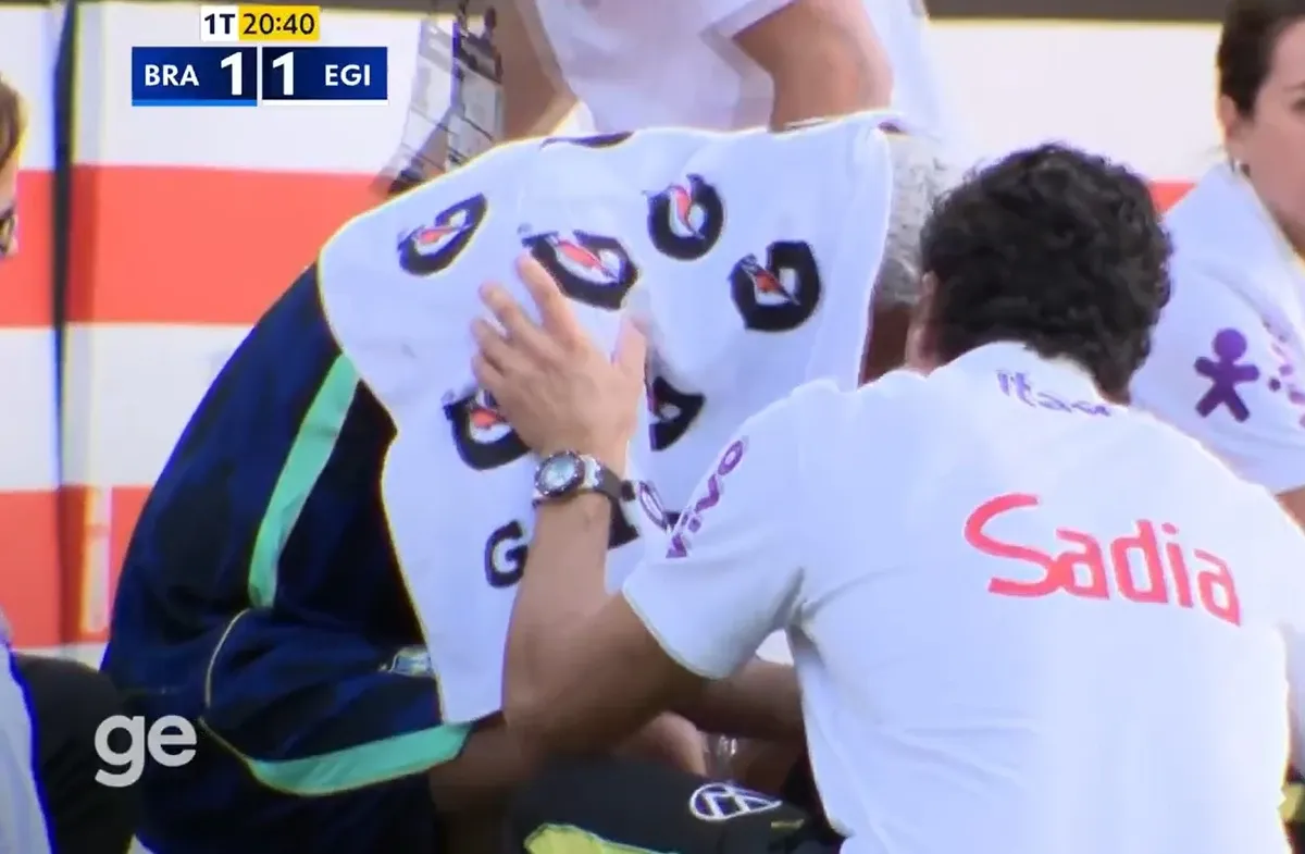 Titular da seleção se machuca e deixa campo chorando às vésperas da Copa do Mundo