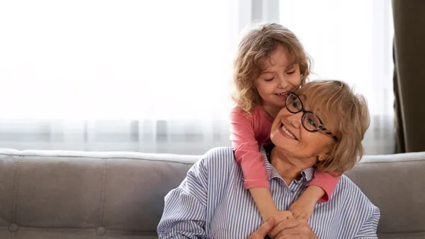 Pensão do INSS para netos. Veja regras. Foto: Freepik