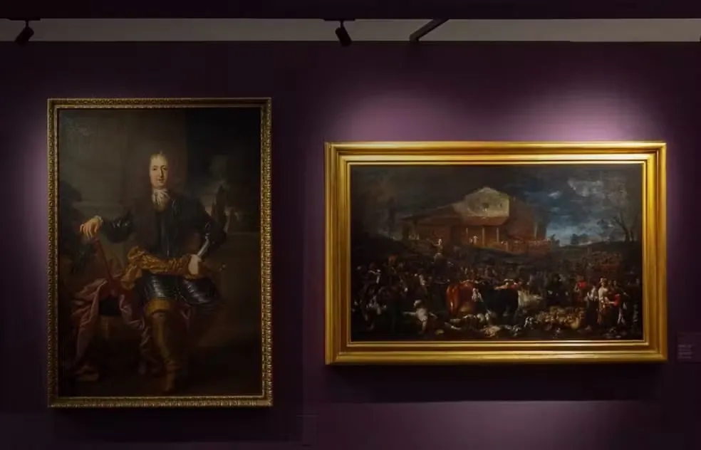 Turista rasga obra de arte de 1712 ao tentar fazer meme em museu