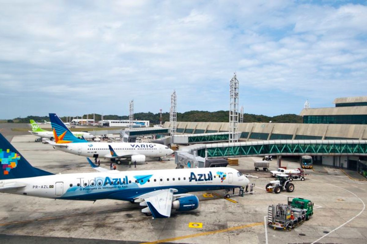 Imagem De Pista Do Aeroporto De Salvador