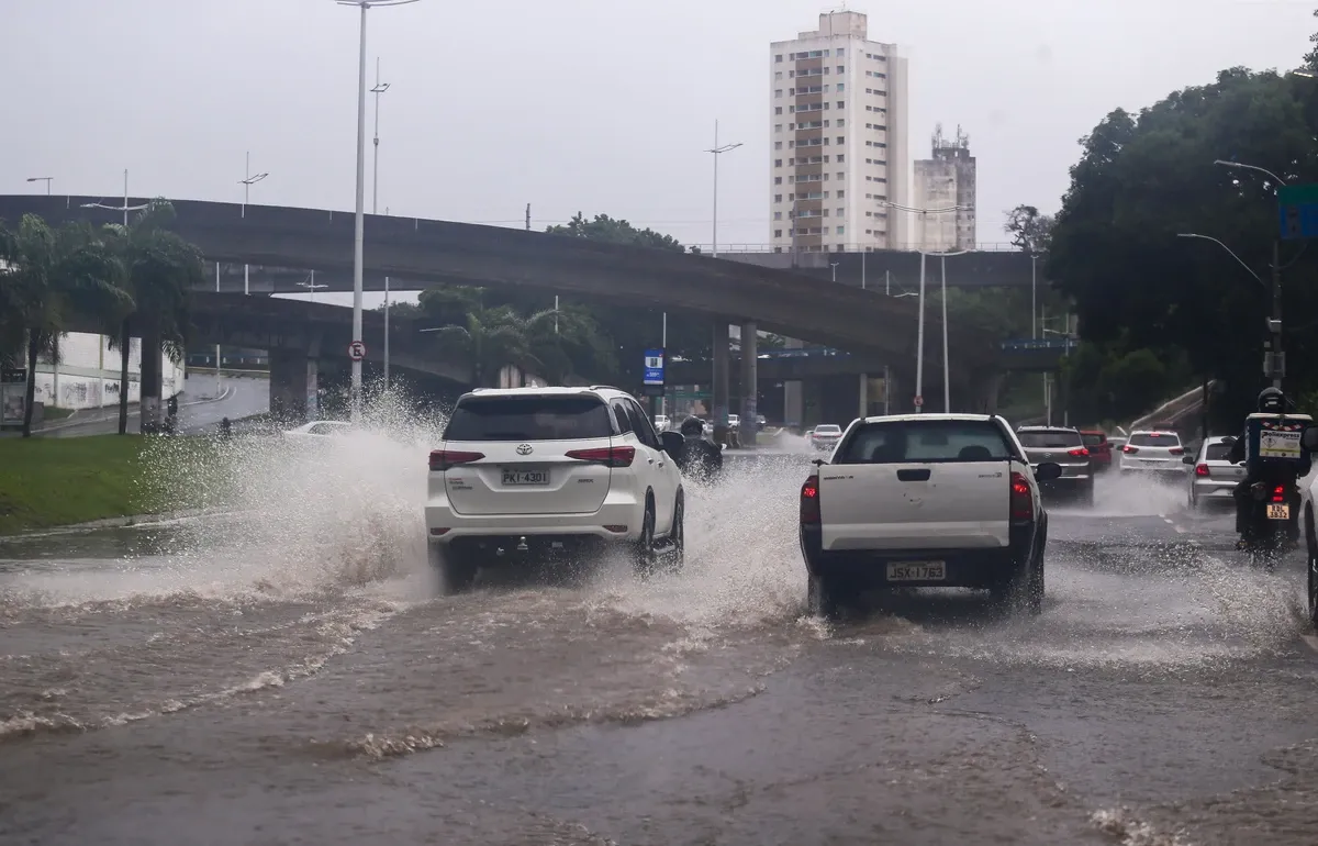Chuvas Em Salvador 02