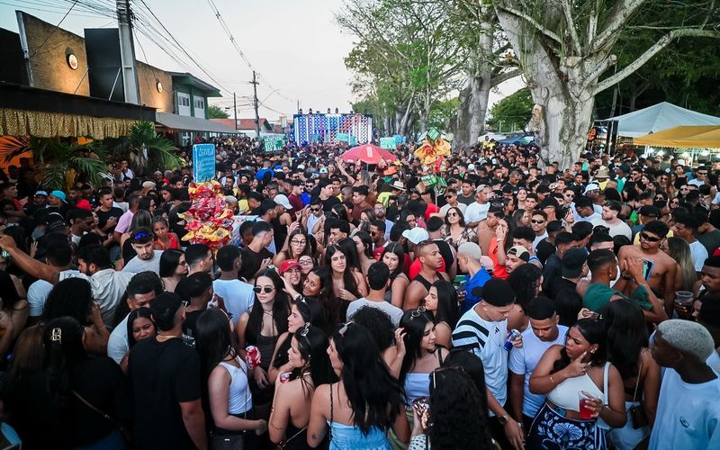 Al&eacute;m dos grandes shows, o S&atilde;o Jo&atilde;o de Serrinha 2026 refor&ccedil;a a tradi&ccedil;&atilde;o nordestina com uma estrutura preparada para receber milhares de pessoas/Foto: Divulga&ccedil;&atilde;o/Prefeitura Municipal de Serrinha