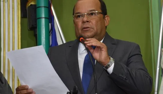 Ala governista quer impeachment de Geraldo Jr. da presidência da CMS após fala sobre "traição" a Muniz