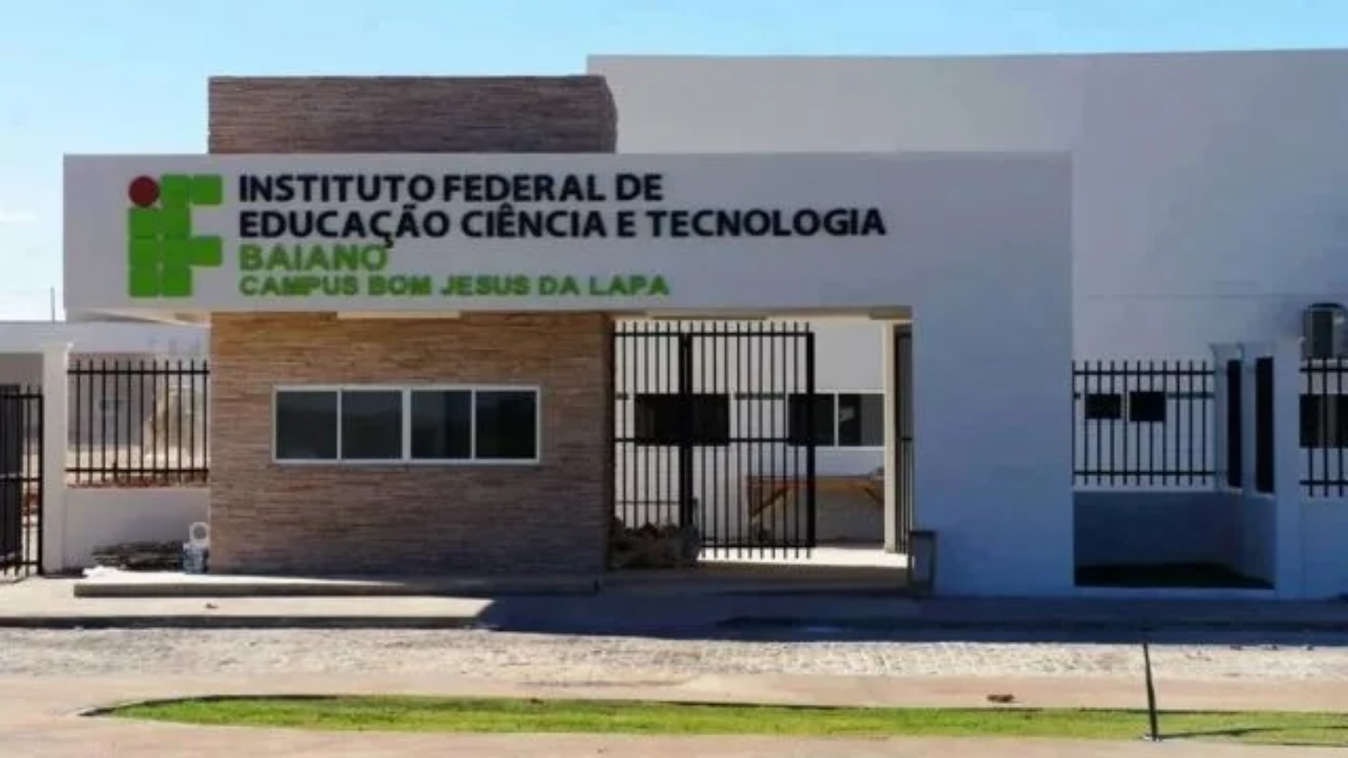 Estão abertas 42 vagas e cadastro de reserva para docentes das áreas de Língua Portuguesa, Matemática e Ciências da Natureza. Foto: Reprodução| TV Aratu