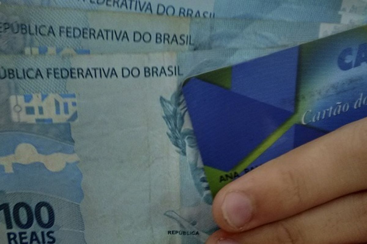 PIS/PASEP: Trabalhadores podem sacar benef&iacute;cios a partir desta quinta-feira
