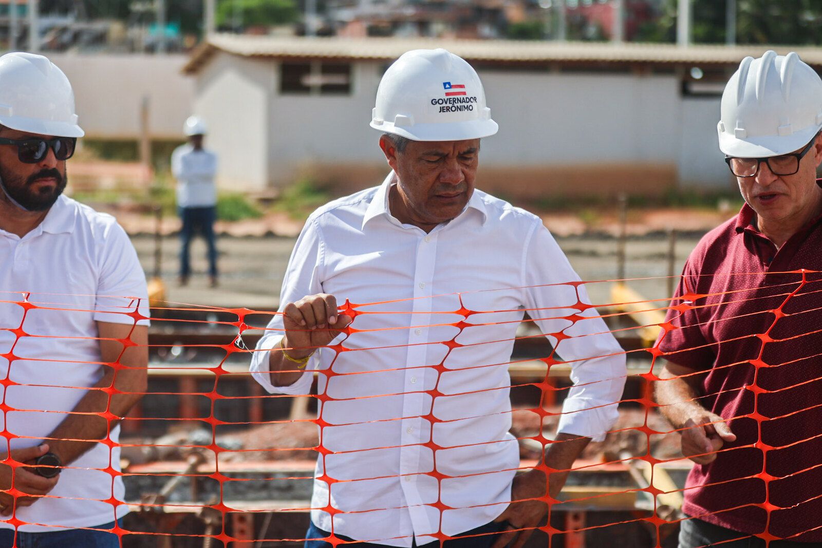 Jerônimo no canteiro de obras do VLT de Salvador | Foto: Adriel Francisco