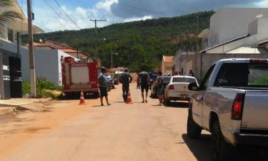 BARBÁRIE:  Perito da Polícia Civil mata esposa, cachorros e comete suicídio, em Barreiras