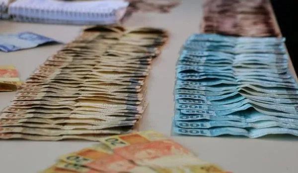Governo divulga novo calendário de pagamento do "Coronavoucher"; confira 