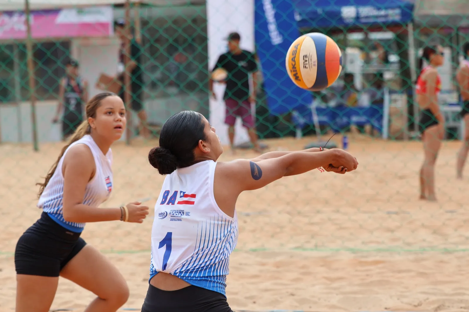 Jogos da Juventude: Cajazeiras tem dupla nas semifinais de vôlei de praia