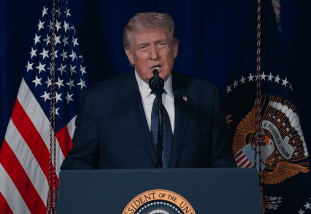 Donald Trump Em Pronunciamento Foto Reprodu&ccedil;&atilde;o Truth Social