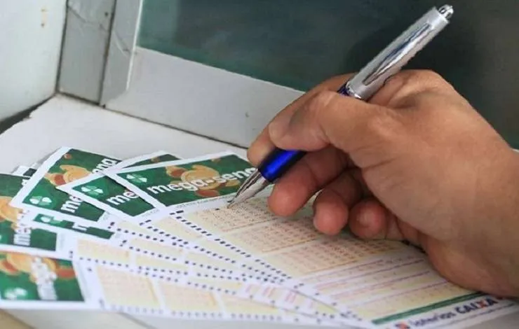 Mega-Sena acumula e prêmio agora é de R$ 63 milhões; quina teve mais de 100 ganhadores