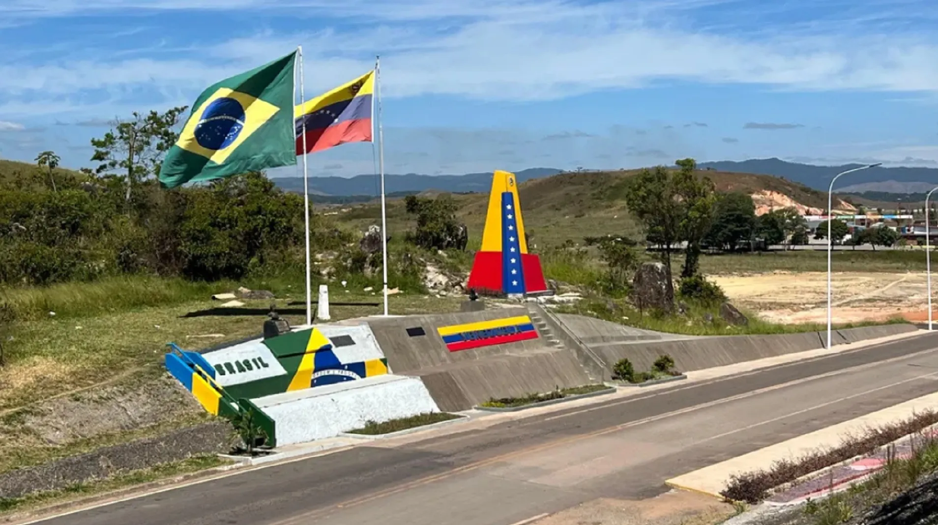 Operações militares em curso na Venezuela envolveram aproximadamente 150 mil soldados