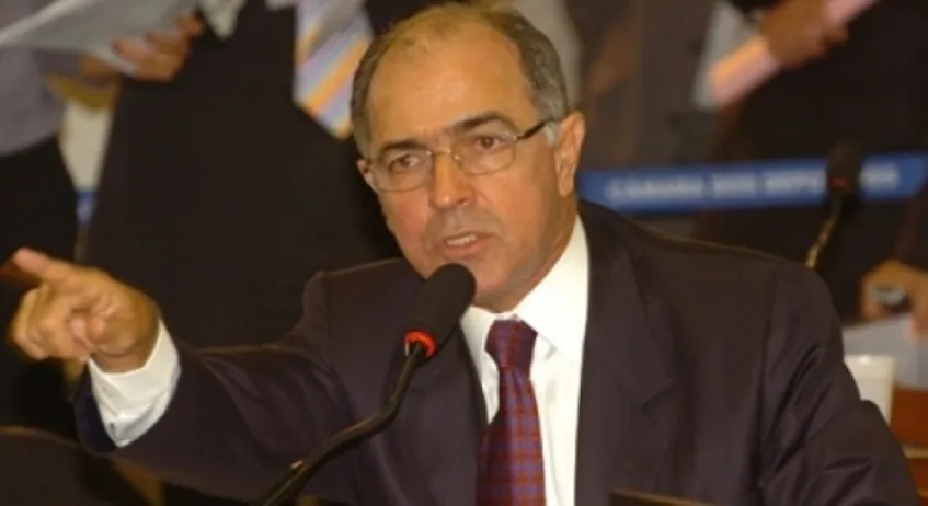 “Ninguém está acima da lei. Quem é investigado precisa ser ouvido”, diz deputado Aleluia sobre ação da PF