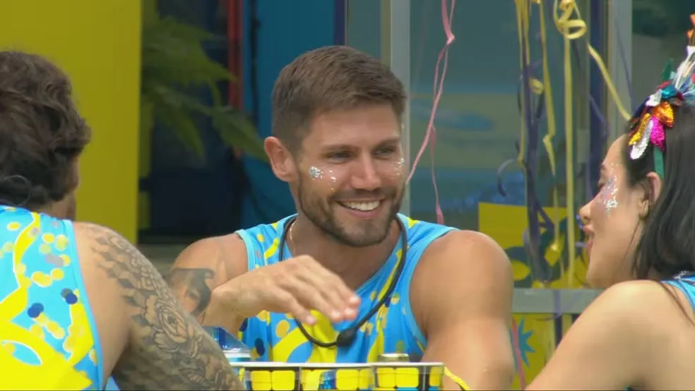 Jonas diz que vai tomar banho pelado no BBB 26 se for Líder: 'Se quiser, pode olhar'